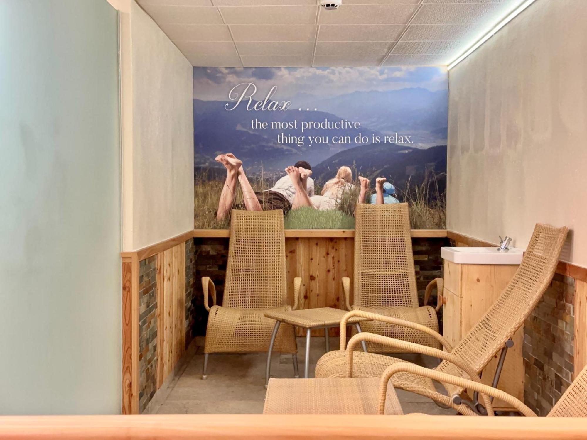 Clc Alpine Centre Hotel Saalfelden Bagian luar foto