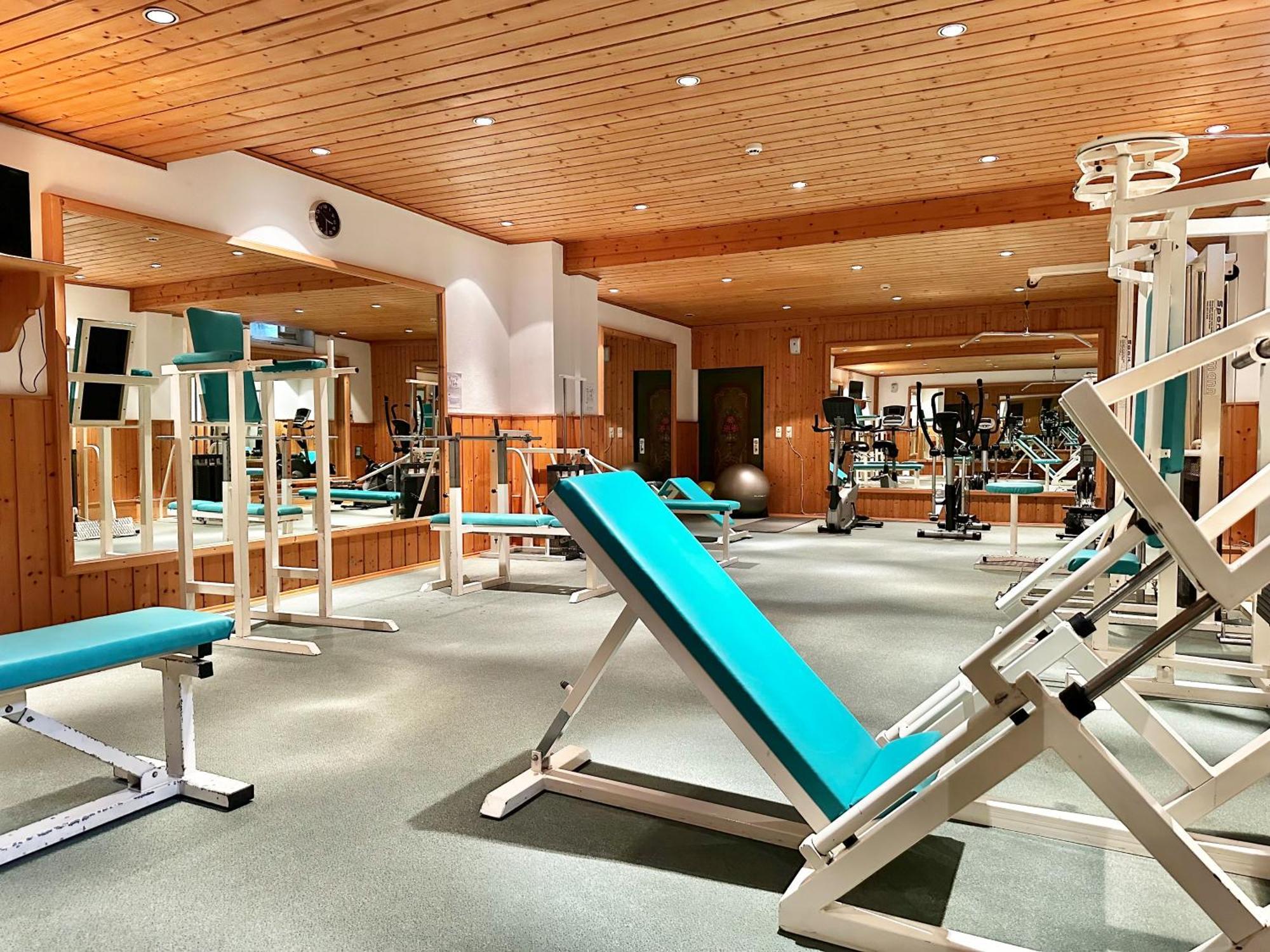 Clc Alpine Centre Hotel Saalfelden Bagian luar foto