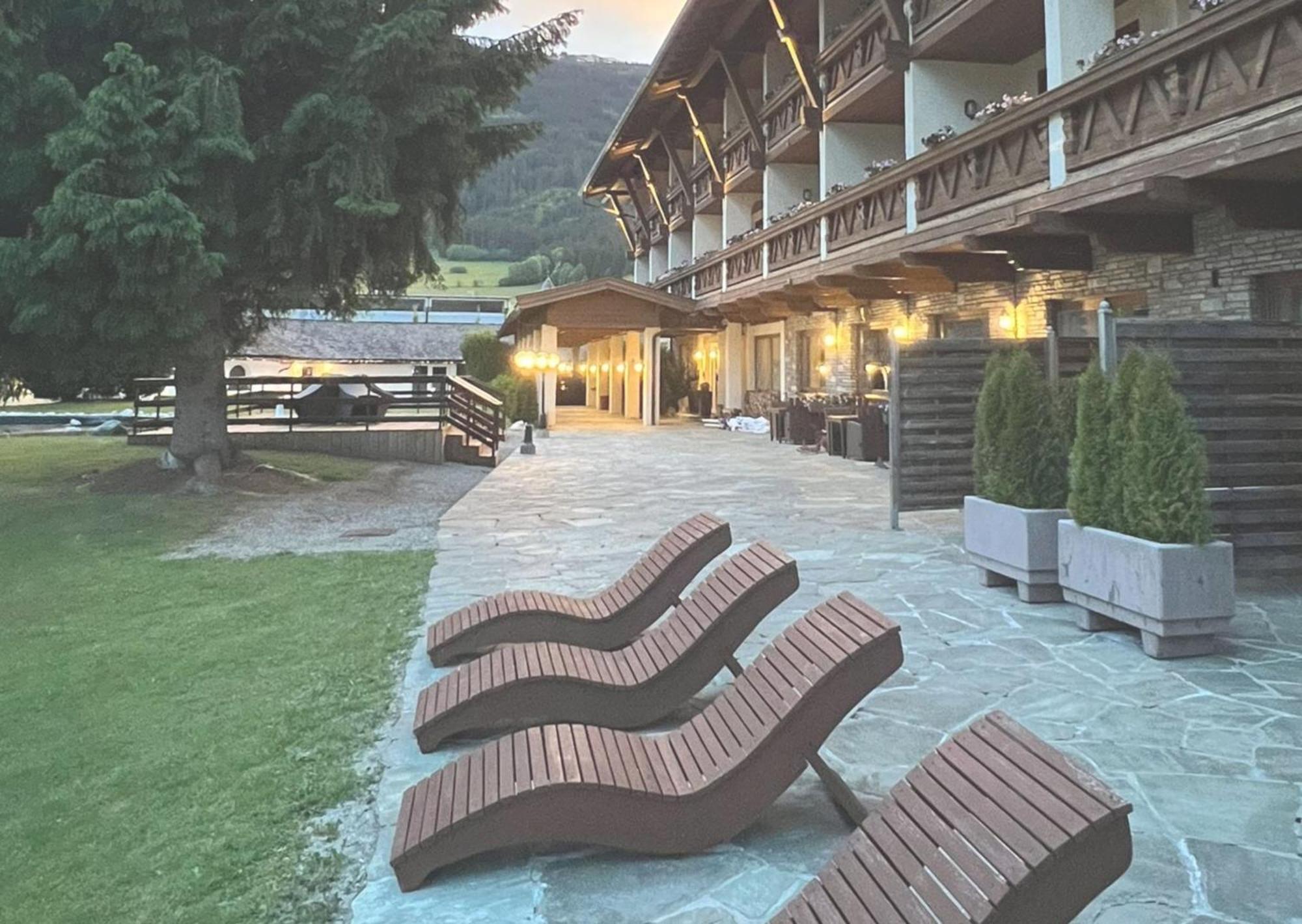 Clc Alpine Centre Hotel Saalfelden Bagian luar foto