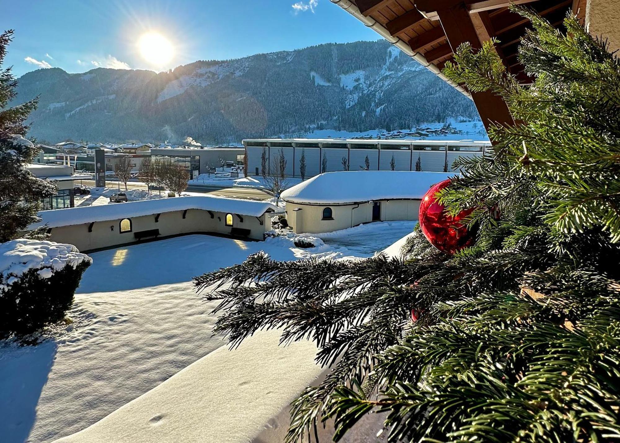 Clc Alpine Centre Hotel Saalfelden Bagian luar foto