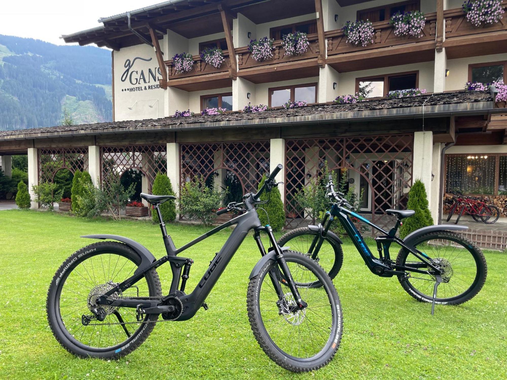 Clc Alpine Centre Hotel Saalfelden Bagian luar foto