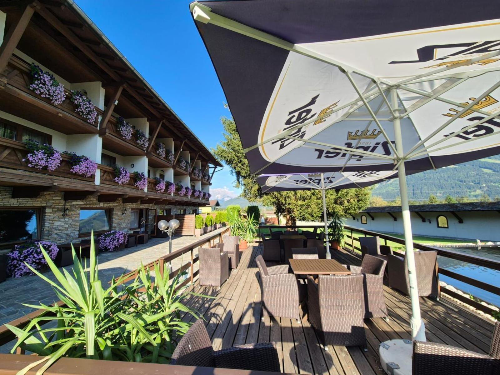 Clc Alpine Centre Hotel Saalfelden Bagian luar foto